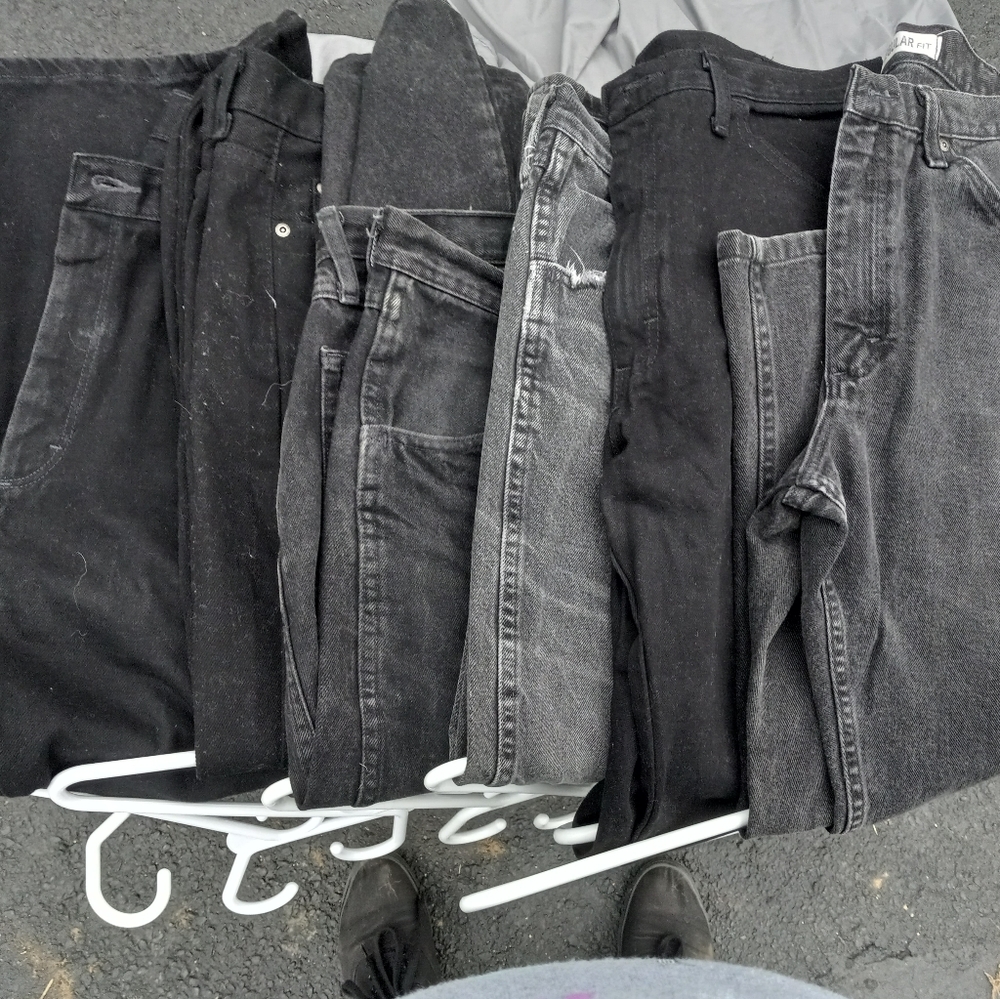 7 pairs of men's black jeans